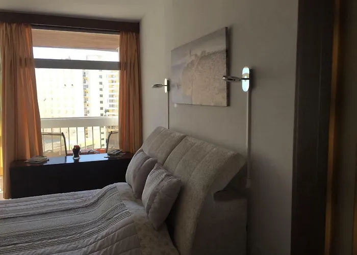 Apartment Da Rocha *